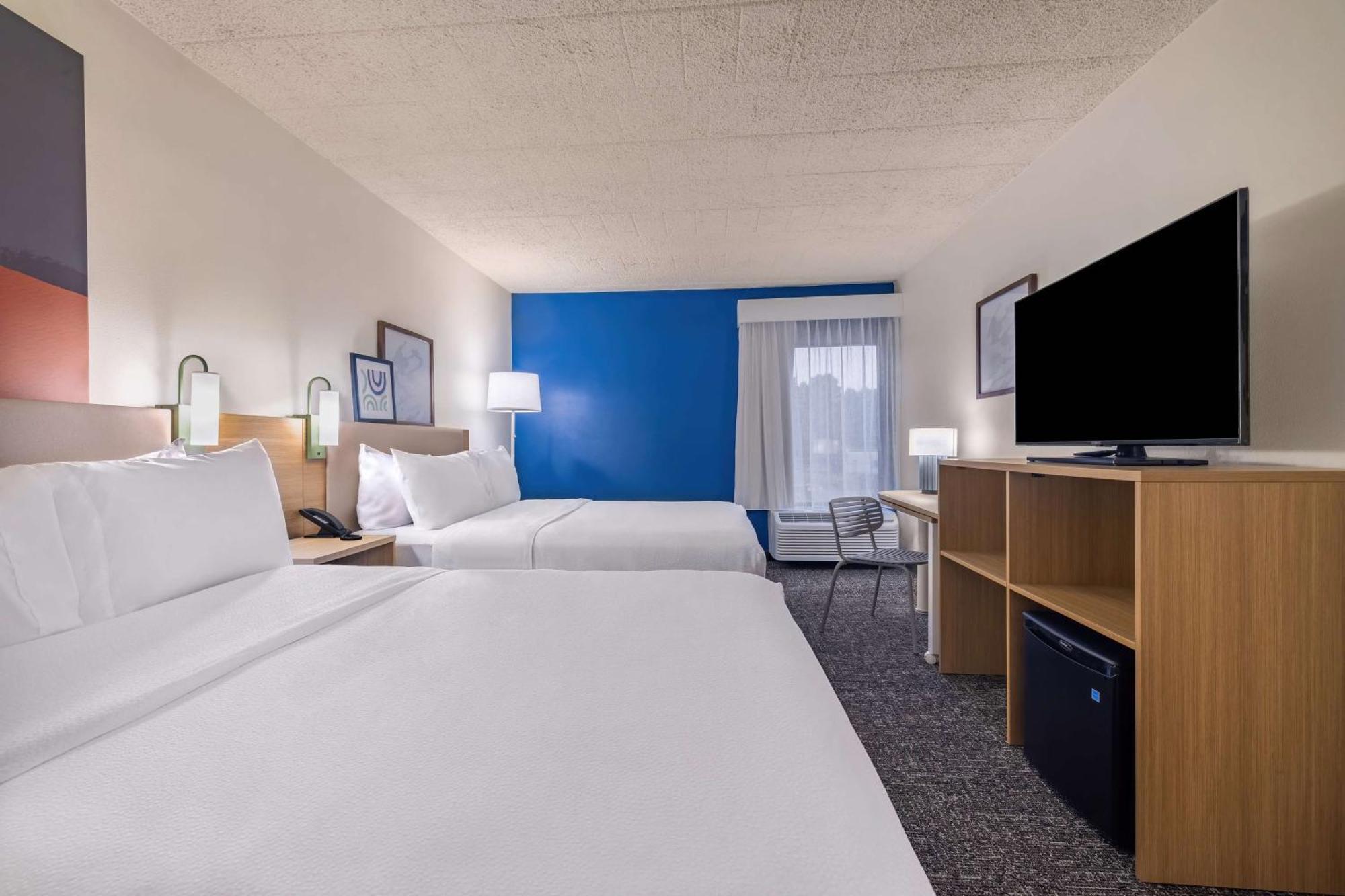 Hotel Spark By Hilton 3*
